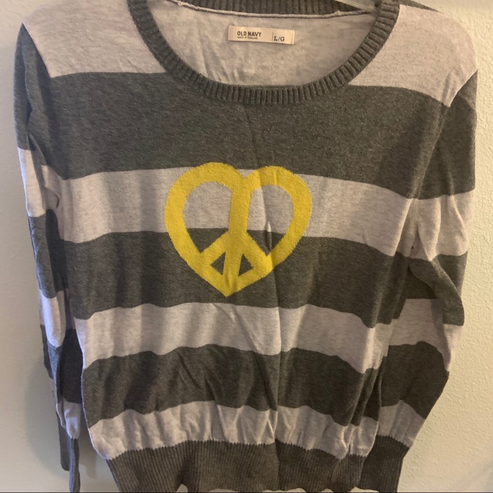 Lightweight sweater